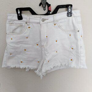 Sixty Six LA White with Flowers Shorts Size Medium